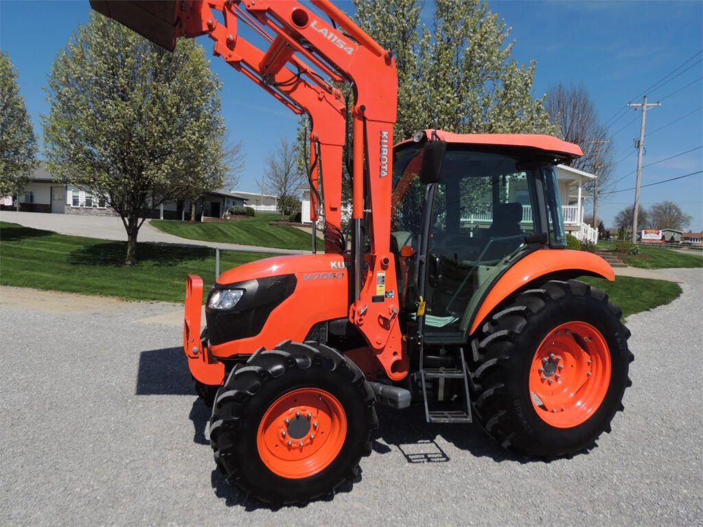 2017 Kubota M7060