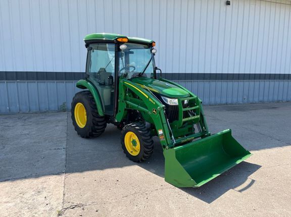 2017 John Deere 3039R