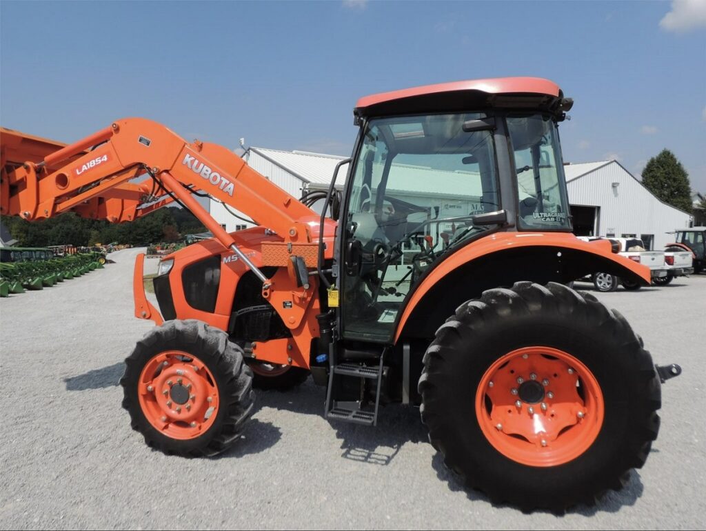 2015 Kubota M5-091