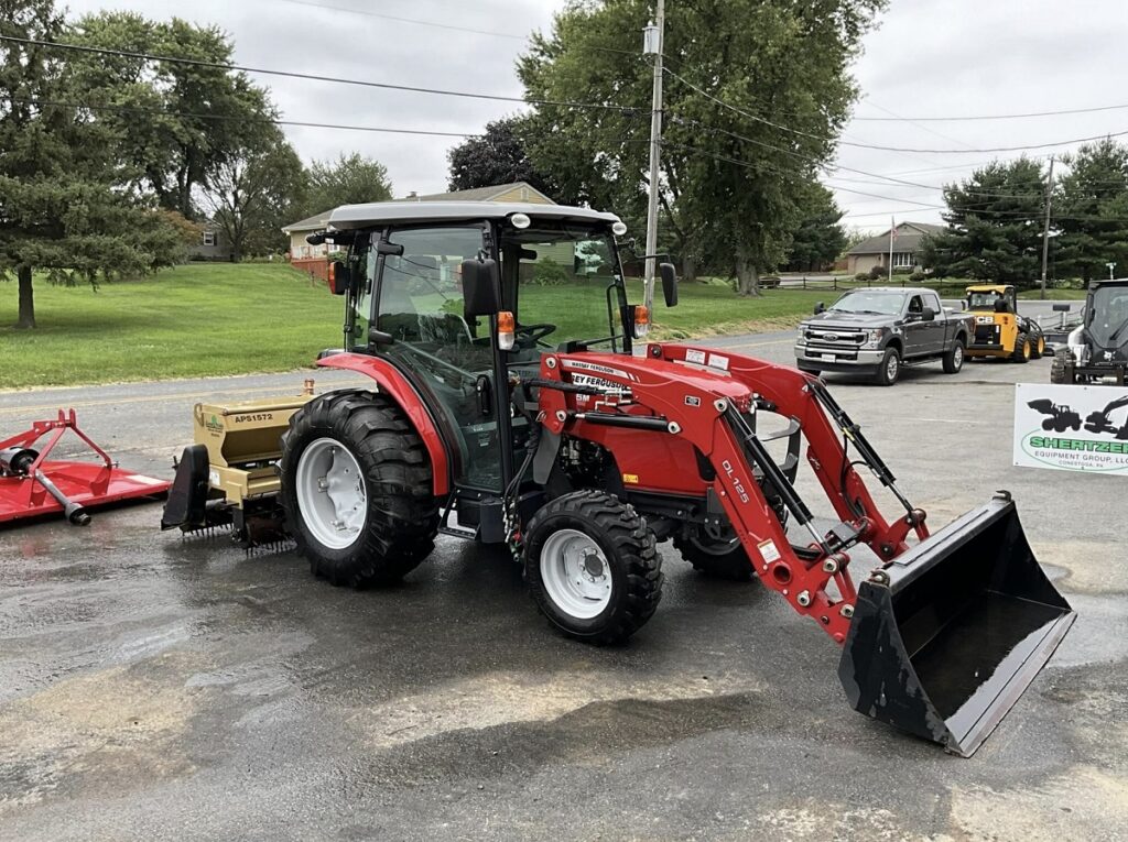 2018 Massey Ferguson 1735M