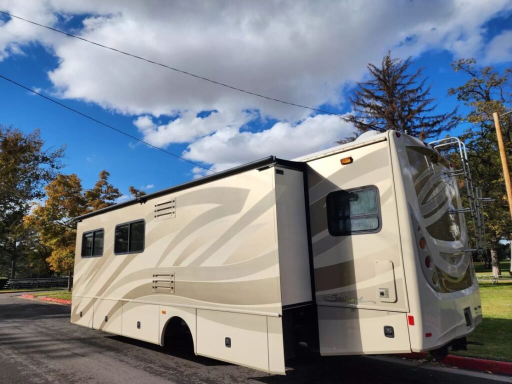 2009 Fleetwood Southwind 36D