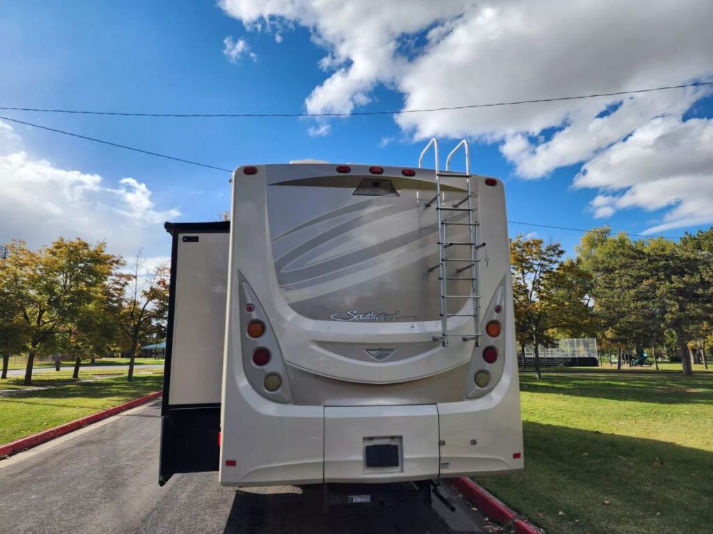 2009 Fleetwood Southwind 36D