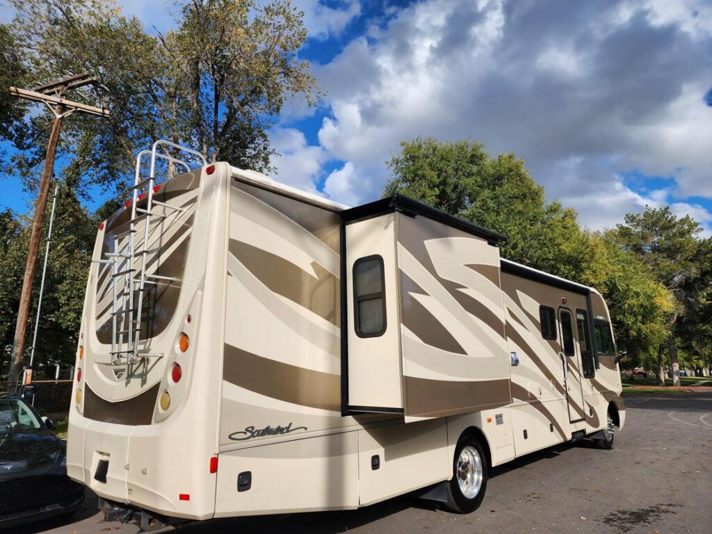 2009 Fleetwood Southwind 36D